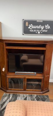 Entertainment center $100