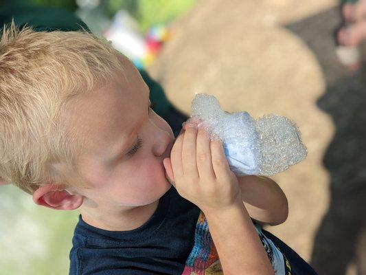 Bubble snakes at our playdate yesterday !