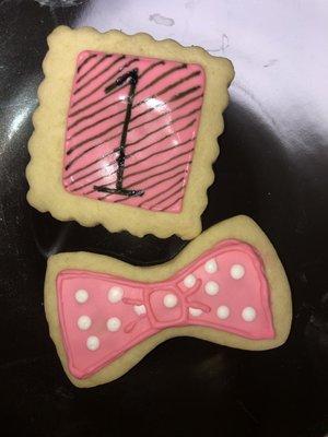 Bow cookies for your little princess