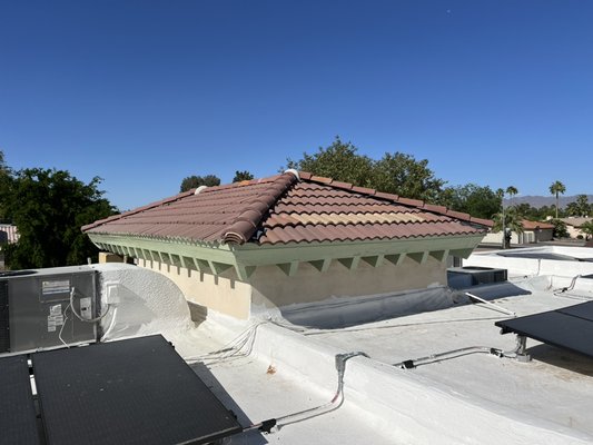 Final coating of trusses