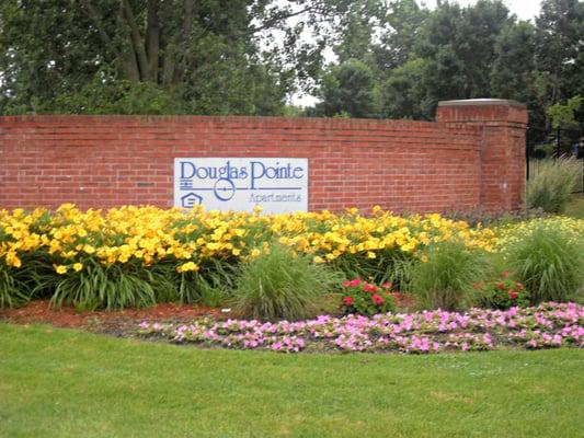 Welcome to Douglas Pointe Apartments!