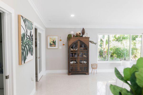 Living room renovation done by Sunset Builders & Maintenance.