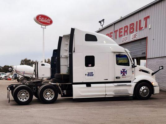 Golden State Peterbilt