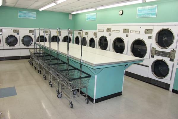 Superclean Laundromats