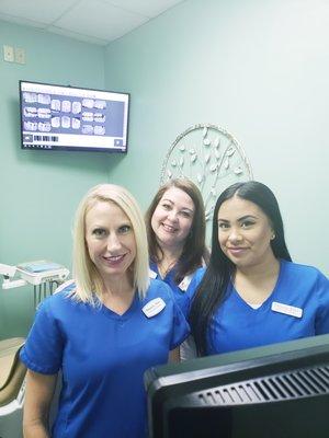 Katy Oaks Dental Team is always happy to take care of you!