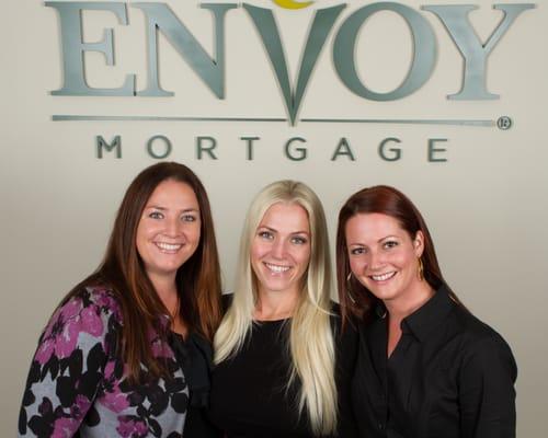 The Kelle Murphy team.  Kacey, Kelle and Mandi