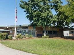 The front office of Lichen Elementary School