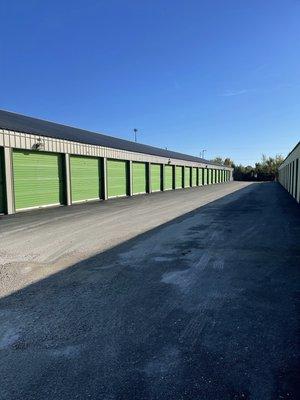 Royal State Storage drive up self storage units available in springfield