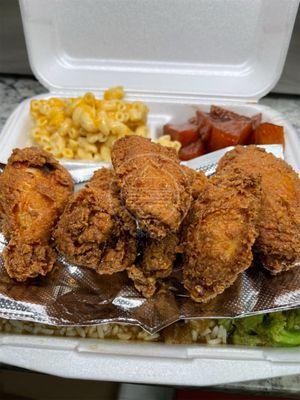 Fried Chicken, Rice/Gravy, Steamed Broccoli, Candied Yams and Cheesy Mac!!