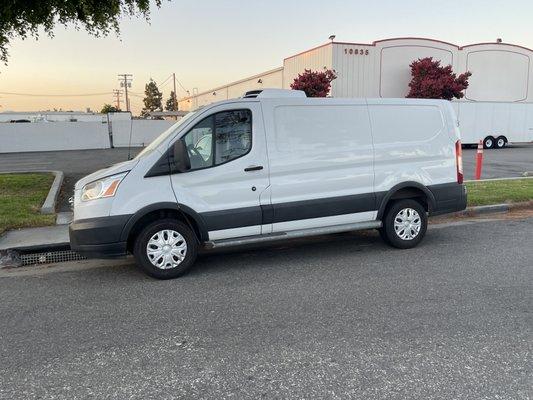 REEFER CARGO VANS