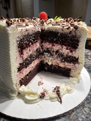 Raspberry Chocolate Diva Round Cake