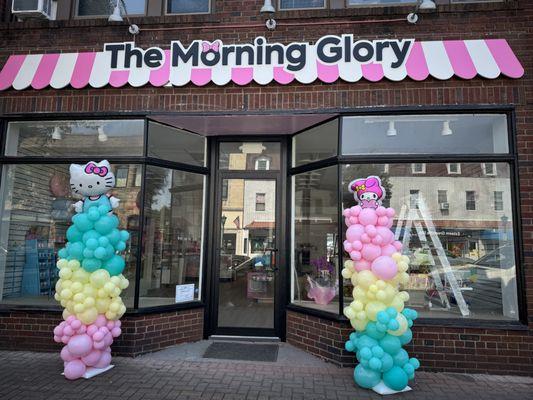 The morning glory reopened!