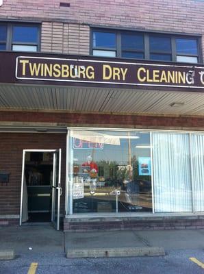 twinsburg dry cleaner good service and excellent alteration