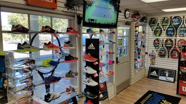 Wide Selection of the Best Tennis Shoes in the Market.