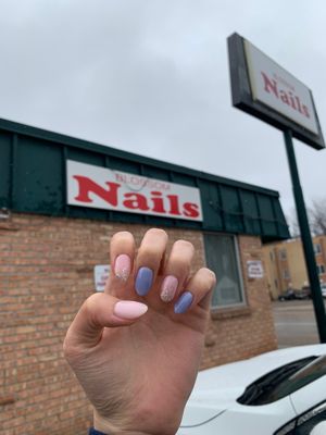 Blossom Nails