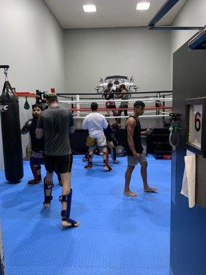 Kickboxing/ Muy Thai!