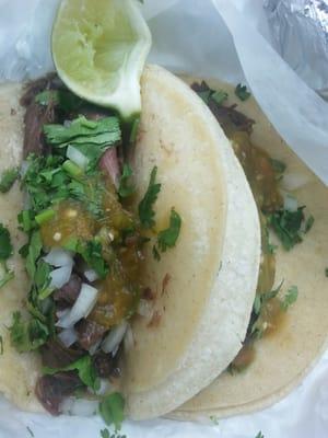 Tacos de Cabeza! Beef Head soft meat tacos