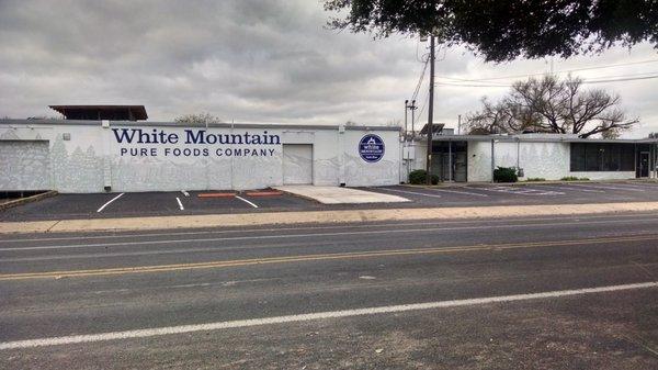 White Mountain Foods, 3301 East 5th St., Austin TX 78702 Business Hours: 7am-3pm Mon-Fri