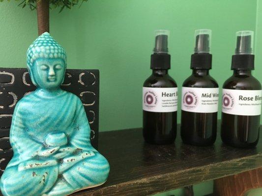 We offer complimentary aromatherapy with all massages. In addition, many of the scented sprays and oils are hand mixed and are for sale.