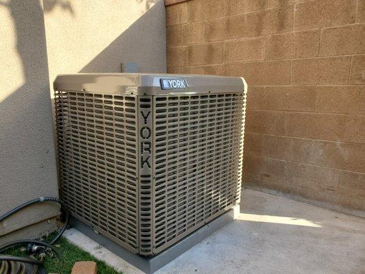 New high efficiency condenser installed in Irvine, CA