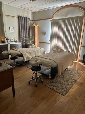 Side-By-Side Massage services available