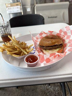 Great cheese burger and perfect French fries.