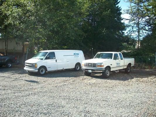 Here's a photo of our trucks! Our Hydramaster cleaning equipment is brand new and is very high powered.