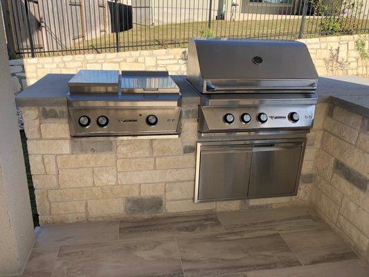 Outdoor kitchen