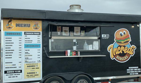 Food truck corner of Mission Ridge and Pelicano