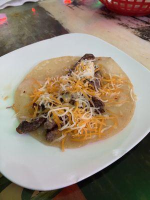 Beef fajita taco