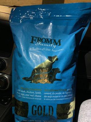 Fromm puppy chow for large breed. I would tell you if it tastes good, but never tried it. My puppy loves it, so I guess it's good!