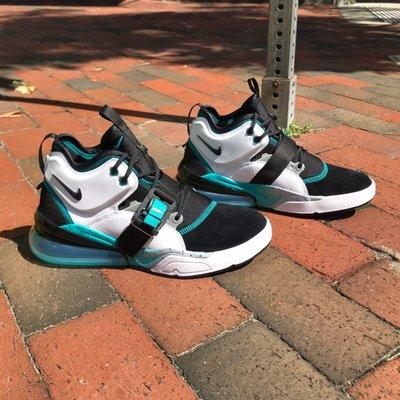 Nike Air Force 270