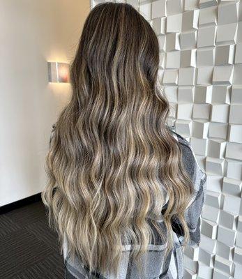 Full balayage + style