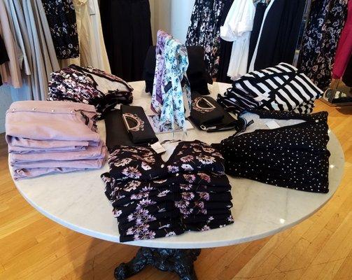 Check out this awesome table display of cardigans! Ooohh, I love cardigans!!