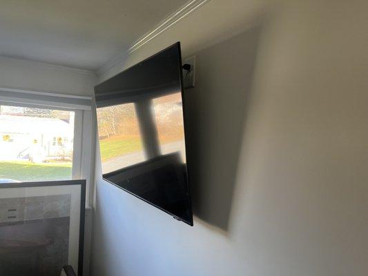 Tv mounting and adding outlets behind tv