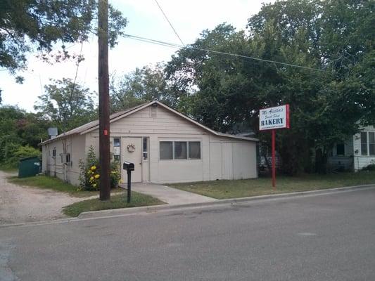 Exterior of bakery.