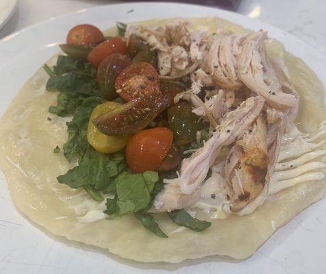 Chicken pita, a classic for the quick dinner during weekdays! Ordering it again soon.