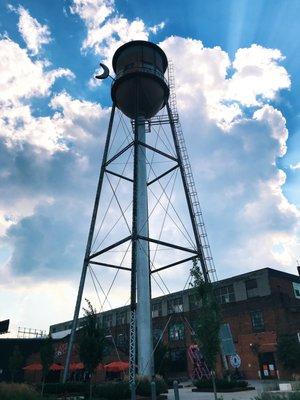 Follow this landmark water tower to find Defining You Fitness at 550 Vandalia Tower, Suite 310 in St. Paul MN.