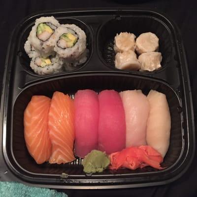 Sushi dinner combo