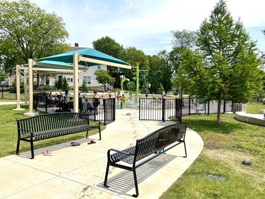 Splash pad entrance.