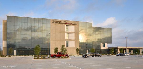 MD Anderson West Houston offers free, easy parking and our state-of-the-art facilities.