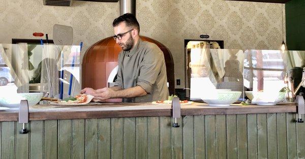 The Pizza Chef at work