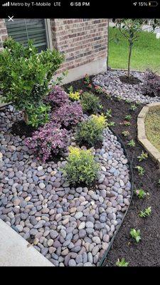 Love that Red/Black Cobblestone! (looks bluish/purple) Project Completion : June 2021