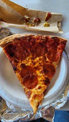 The pepperoni slice. I miss the combo!