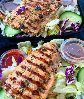 Jerk salmon salad