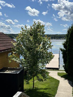 Walkway down to lake