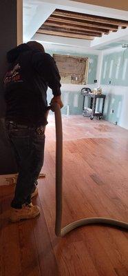 Tommy & H Hardwood Floors