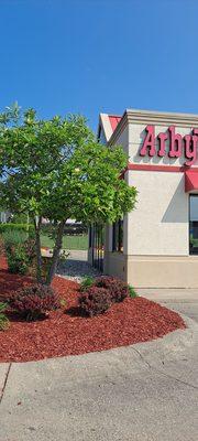 Beautifully landscaped. Clean parking lot.