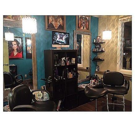 Fully customizable salon suites.