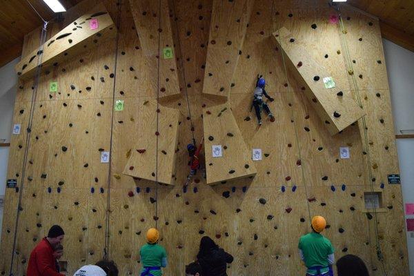 Indoor Climbing Wall, Climbing Classes and Drop-In Friday nights